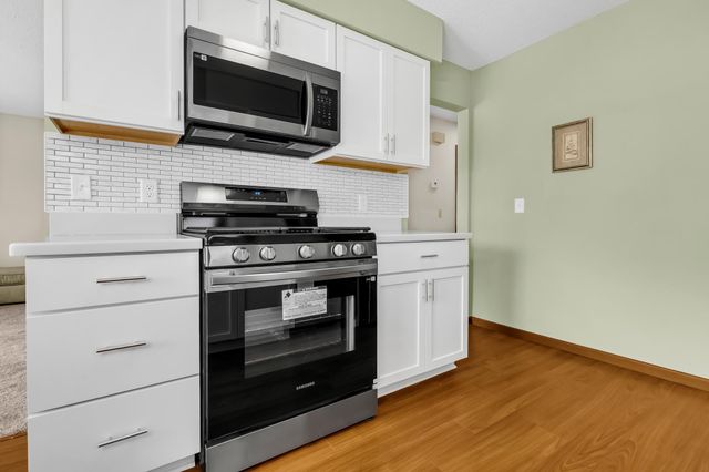 9969 108th Place N, Maple Grove, MN 55369