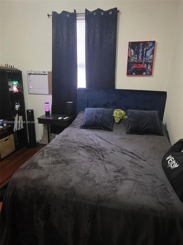 10963 W 32nd Lane, Hialeah, FL 33018