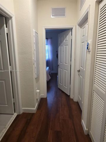 10963 W 32nd Lane, Hialeah, FL 33018