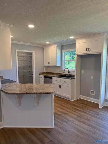 104 James Bowie Drive, Athens, AL 35611