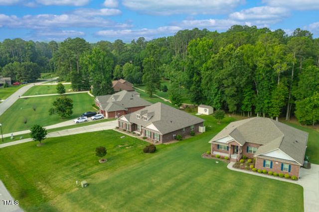328 Bryerstone Drive, Willow Spring, NC 27592
