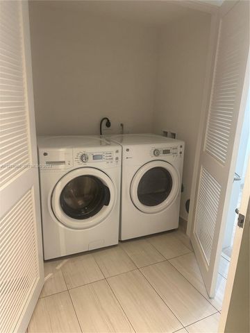 4010 S Ocean Drive R707, Hollywood, FL 33019