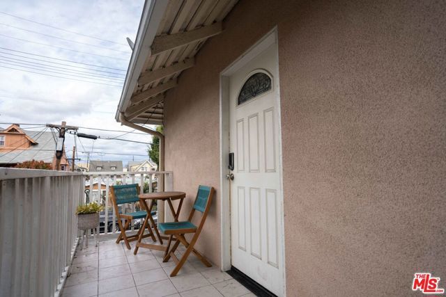 306 E 36th Street 306, Los Angeles, CA 90011