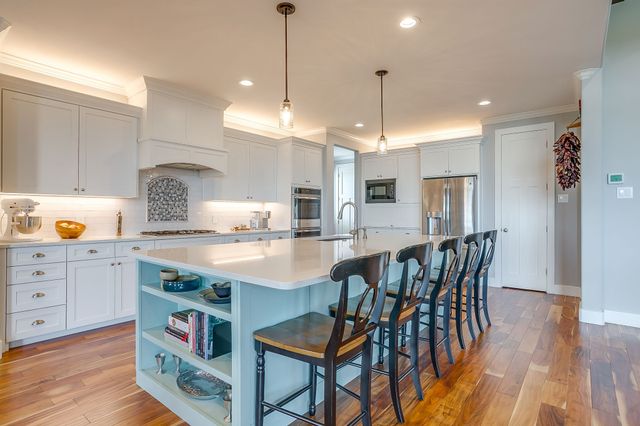 8225 Scotscraig Court, Cleburne, TX 76033