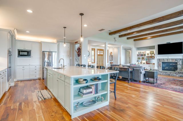 8225 Scotscraig Court, Cleburne, TX 76033