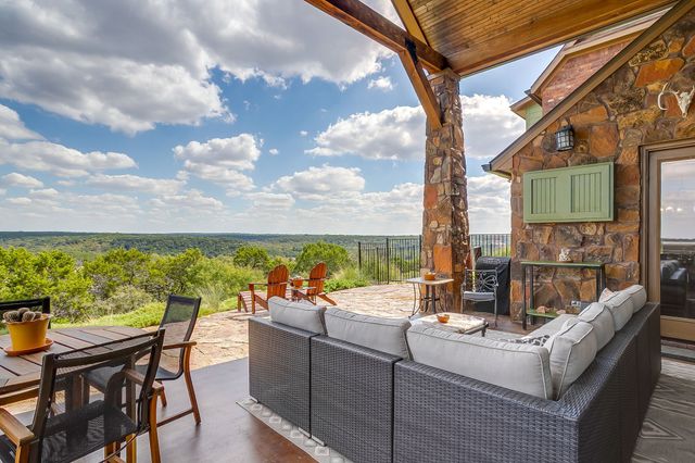 8225 Scotscraig Court, Cleburne, TX 76033