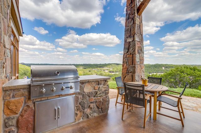 8225 Scotscraig Court, Cleburne, TX 76033