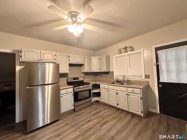 74 Mount Pleasant Street 2, Derby, CT 06418