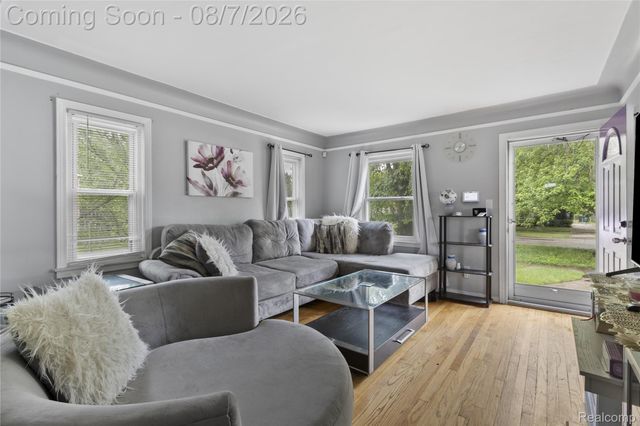 15433 Kinloch, Redford Charter Township, MI 48239