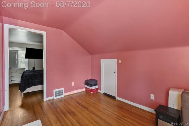 15433 Kinloch, Redford Charter Township, MI 48239