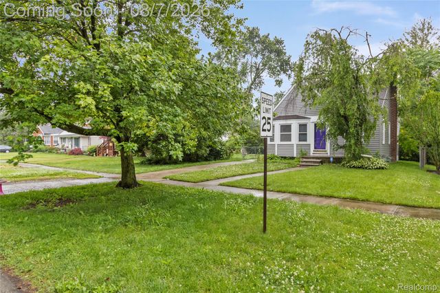 15433 Kinloch, Redford Charter Township, MI 48239