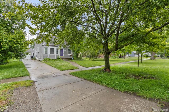 15433 Kinloch, Redford Charter Township, MI 48239