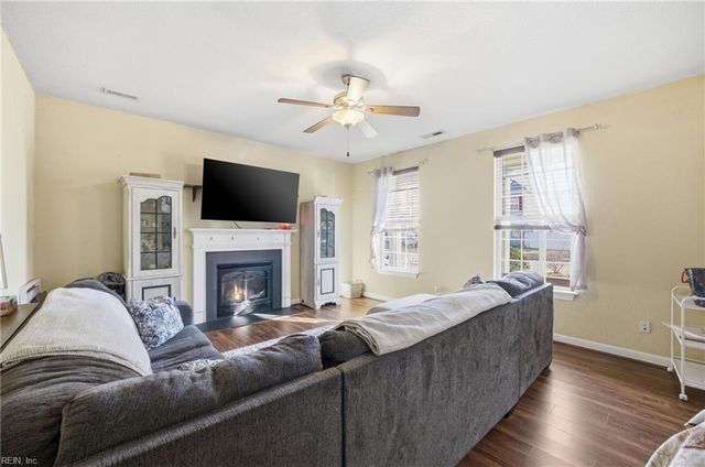 5436 Ann Arbor LN, Virginia Beach, VA 23464