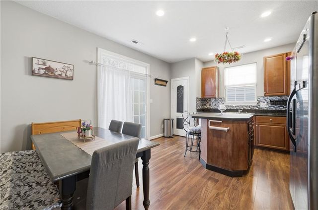 5436 Ann Arbor LN, Virginia Beach, VA 23464