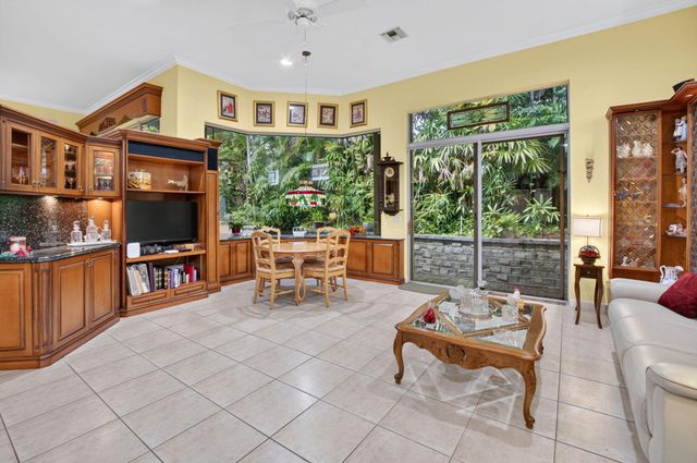6295 NW 43RD Terrace, Boca Raton, FL 33496