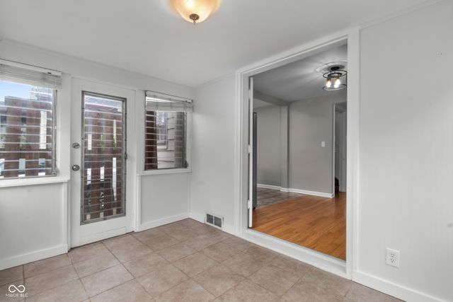 2533 Kessler Boulevard East Drive, Indianapolis, IN 46220