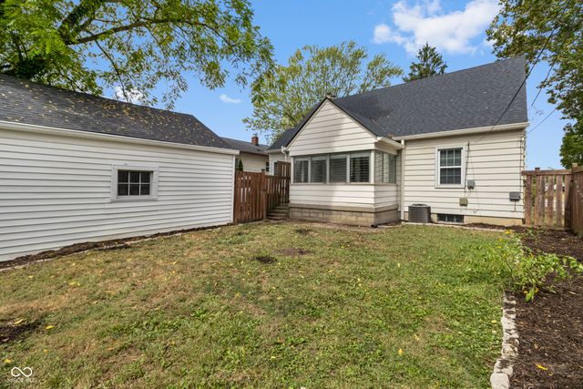 2533 Kessler Boulevard East Drive, Indianapolis, IN 46220