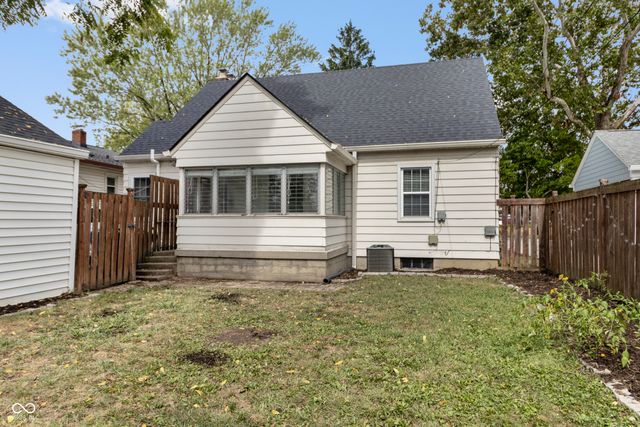 2533 Kessler Boulevard East Drive, Indianapolis, IN 46220