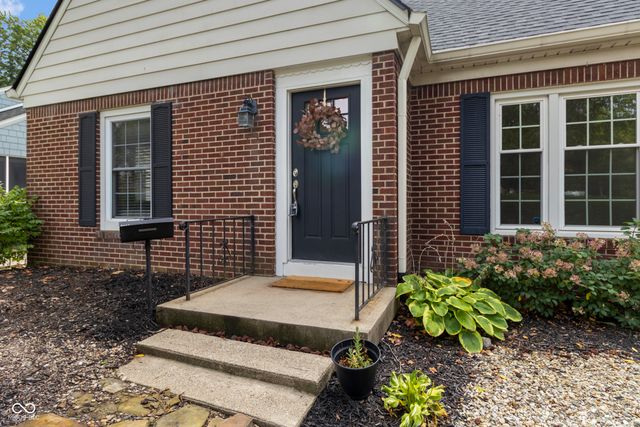 2533 Kessler Boulevard East Drive, Indianapolis, IN 46220