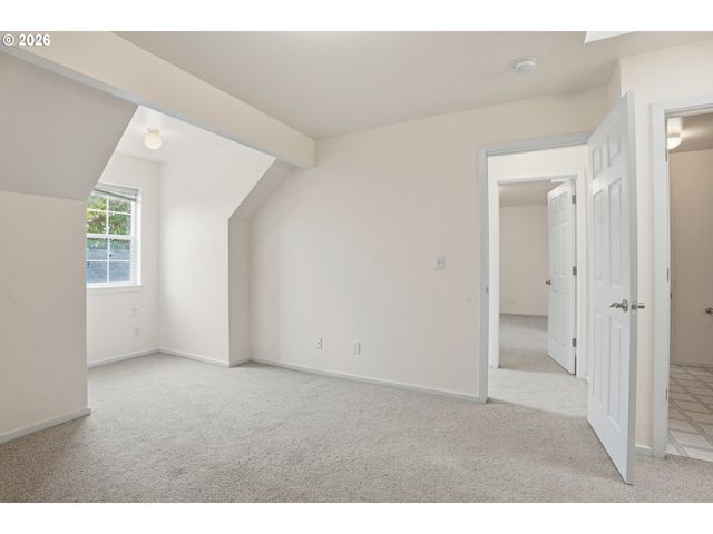 419 Ne 7TH Ave, Camas, WA 98607