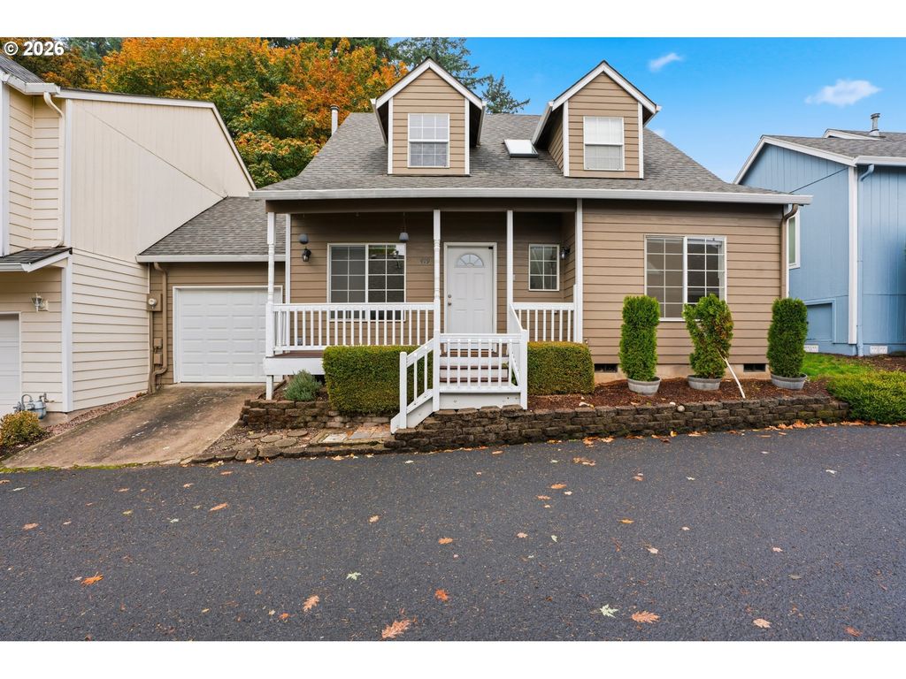 419 Ne 7TH Ave, Camas, WA 98607