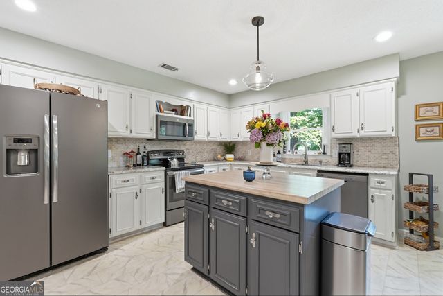 102 Sunset Drive, Statesboro, GA 30458
