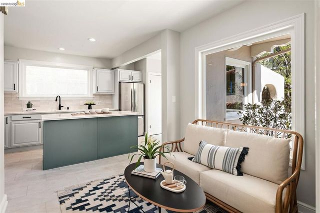 2121 Eunice Street, Berkeley, CA 94709