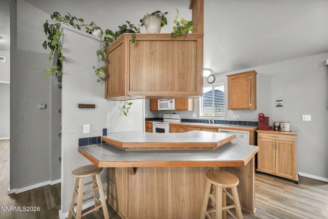 213 Glen Vista Drive, Dayton, NV 89403