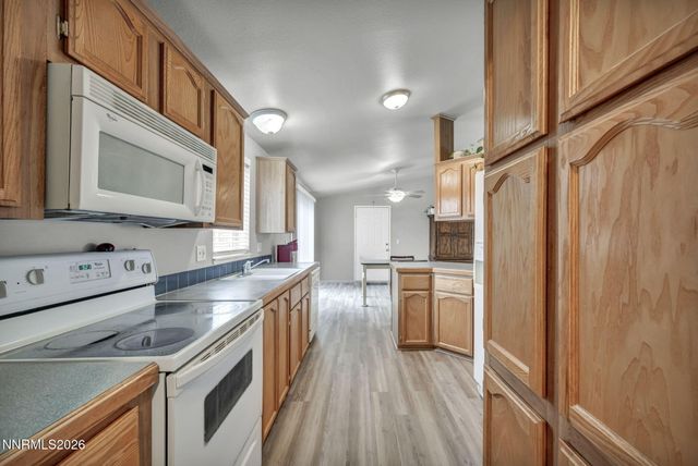 213 Glen Vista Drive, Dayton, NV 89403