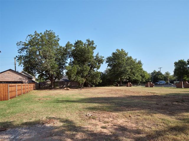 813 NW 44th Street, Oklahoma City, OK 73118