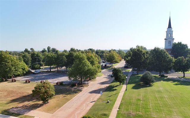 813 NW 44th Street, Oklahoma City, OK 73118