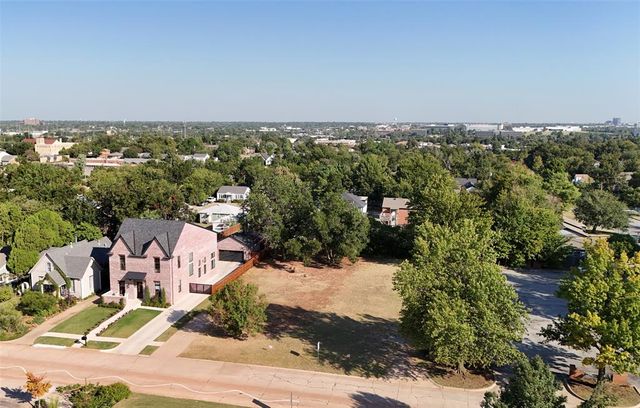 813 NW 44th Street, Oklahoma City, OK 73118