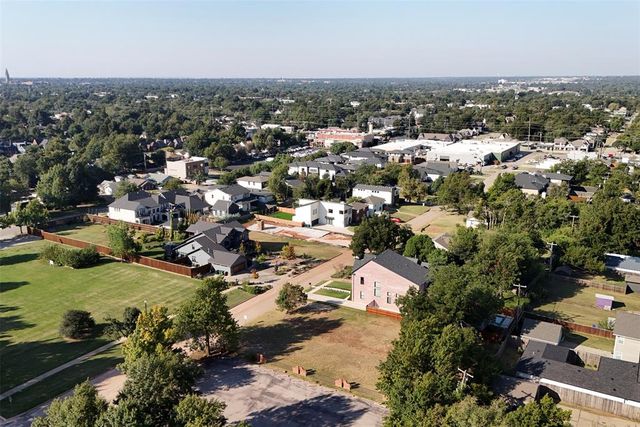 813 NW 44th Street, Oklahoma City, OK 73118