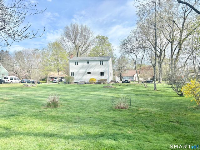 102 Diane Drive, Manchester, CT 06040