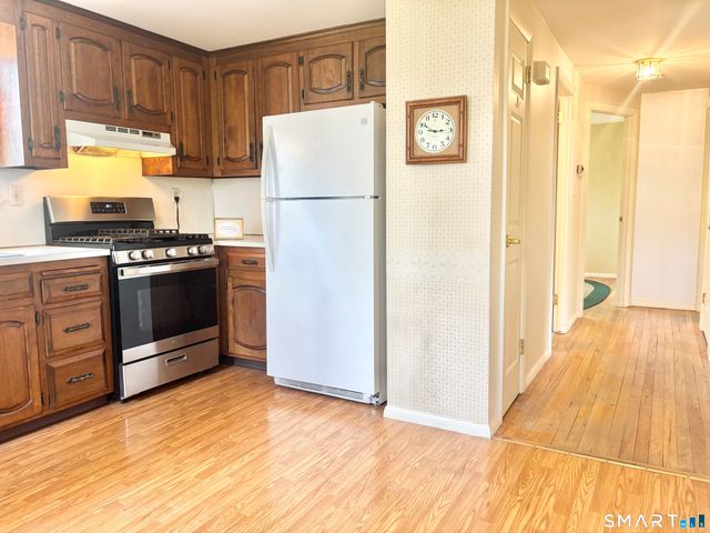 102 Diane Drive, Manchester, CT 06040