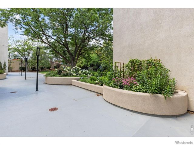1140 Portland Place 306, Boulder, CO 80304