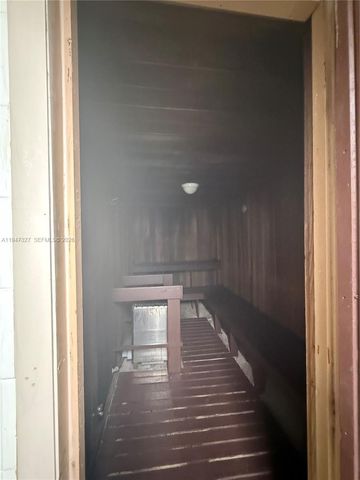 2851 S Palm Aire Dr 506, Pompano Beach, FL 33069