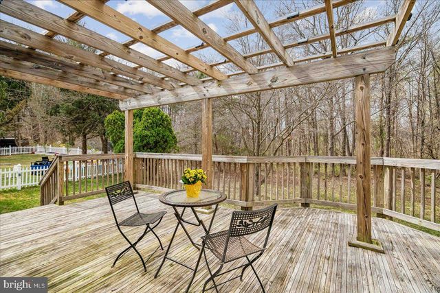 8010 CRADDOCK RD, Greenbelt, MD 20770