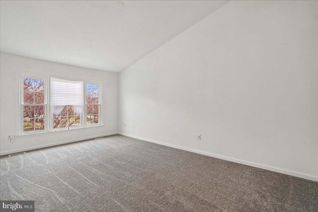 8010 CRADDOCK RD, Greenbelt, MD 20770