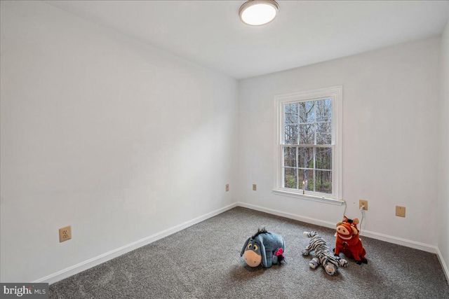 8010 CRADDOCK RD, Greenbelt, MD 20770