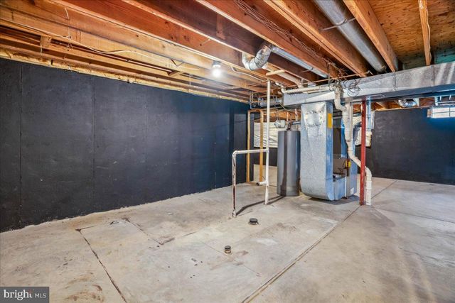 8010 CRADDOCK RD, Greenbelt, MD 20770