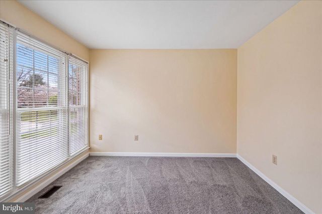 8010 CRADDOCK RD, Greenbelt, MD 20770