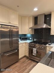 7157 E RANCHO VISTA Drive 1009, Scottsdale, AZ 85251