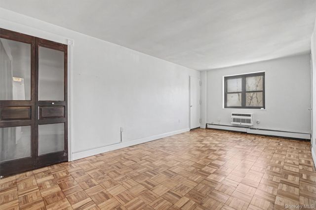 505 Central Avenue 618, White Plains, NY 10606