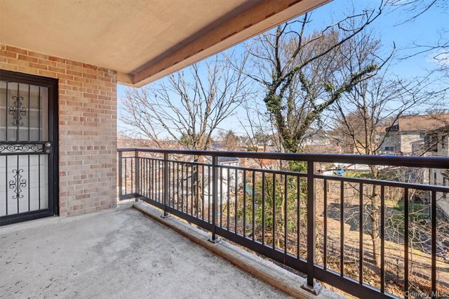 505 Central Avenue 618, White Plains, NY 10606