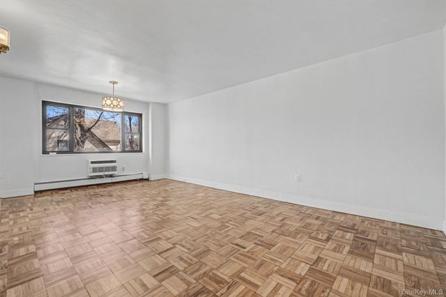 505 Central Avenue 618, White Plains, NY 10606