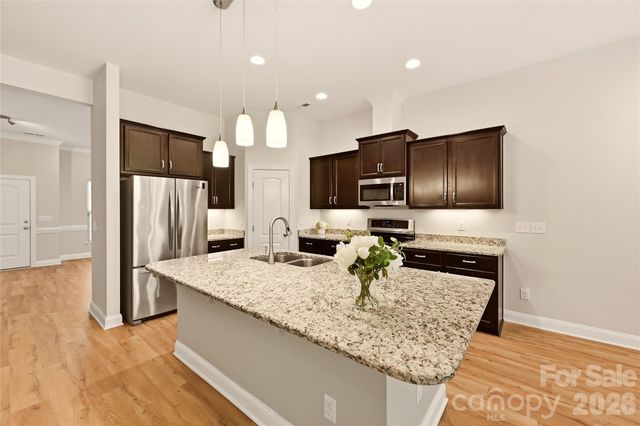 16408 Mckee Ridge Drive, Charlotte, NC 28278