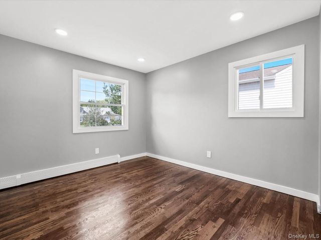 9 Honeysuckle, Kings Park, NY 11754