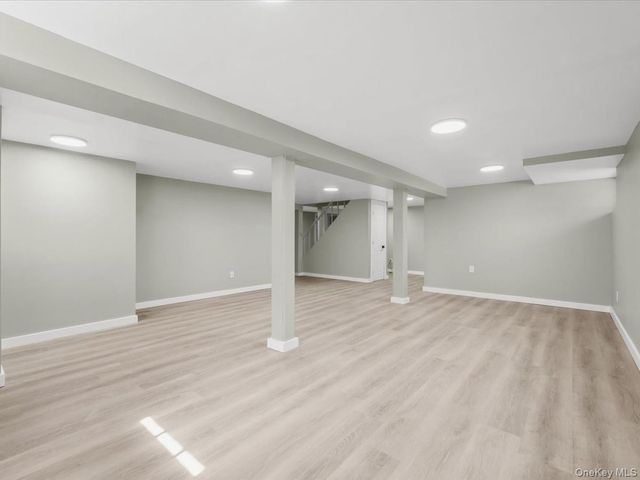 9 Honeysuckle, Kings Park, NY 11754