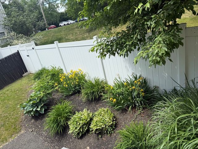 30 Johnson St, Peabody, MA 01960